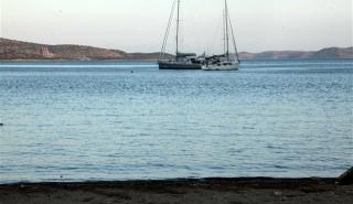 Φωτιά σε ιστιοπλοϊκό στη Βόρεια Ευβοια - Σώοι οι επιβαίνοντες