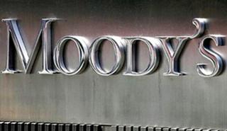 Υποβαθμίζει τις εκτιμήσεις για την παγκόσμια οικονομική ανάπτυξη η Moody's