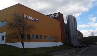 O Όμιλος Καράτζη αποκτά ποσοστό σε γερμανική εταιρεία