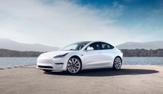 Το Tesla 3 ικανοποιεί περισσότερο από κάθε άλλο αυτοκίνητο τους οδηγούς του