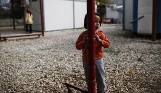 DW: Η Γερμανία παίρνει 1.553 πρόσφυγες από τα ελληνικά νησιά