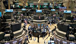 Μικτές τάσεις στη Wall Street