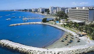 Τα «όπλα» που επιστρατεύουν οι τουριστικές περιοχές για να αντιμετωπίσουν τη ρύπανση