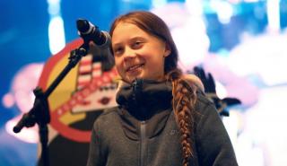 Ολλανδία: Η ακτιβίστρια για το κλίμα Γκρέτα Τούνμπεργκ προσήχθη σε διαδήλωση στη Χάγη