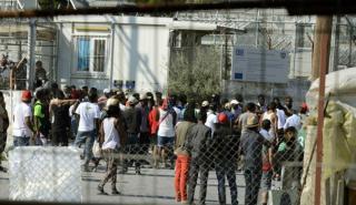 Αιτήσεις για 370 προσλήψεις με 6ετή σύμβαση στο υπουργείο Μετανάστευσης