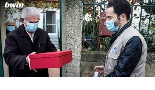 Χριστουγεννιάτικη πρωτοβουλία αγάπης από την bwin: Δίπλα σε ηλικιωμένους και μοναχικούς ανθρώπους