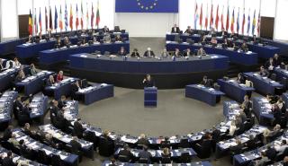 ΕΚ: Ευρωπαϊκό ζήτημα τα λογισμικά παρακολούθησης -Να διευκρινιστεί επειγόντως η κατάσταση στην Ελλάδα