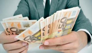 ΟΟΣΑ: Μειώθηκαν ελαφρά τα φορολογικά έσοδα της Ελλάδας το 2019 – Πού κυμαίνονται