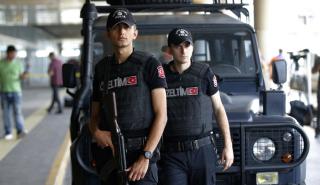 Τουρκία: 304 στελέχη των ενόπλων δυνάμεων συνελήφθησαν ως ύποπτοι Γκιουλενιστές