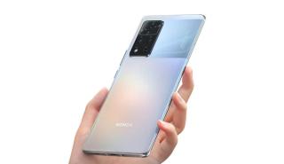 V40: Το πρώτο smartphone, μετά τον χωρισμό της με την Huawei, παρουσίασε η Honor