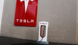 Έκπτωση 8.000 δολαρίων σε 2 μοντέλα της Tesla