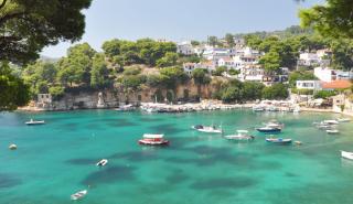 Guardian: Αφιέρωμα στους «κρυμμένους θησαυρούς» του ελληνικού τουρισμού