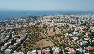 Αντιδρούν οι ξενοδόχοι της Αθηναϊκής Ριβιέρας για το νέο δημοτικό τέλος