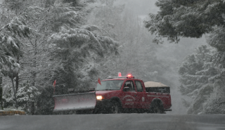 Κακοκαιρία «Μήδεια»: Πού έχει διακοπεί η κυκλοφορία σε όλη τη χώρα