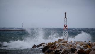 Προβλήματα στα ακτοπλοϊκά δρομολόγια λόγω ισχυρών ανέμων