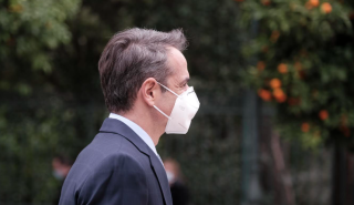 Κυβέρνηση: Μεταρρυθμίσεις, εμβολιασμός και τακτική «ακορντεόν» για την οικονομία