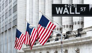 «Κόκκινη» η Wall Street: Απώλειες 1,01% για Dow Jones - Βαρίδι η Walmart