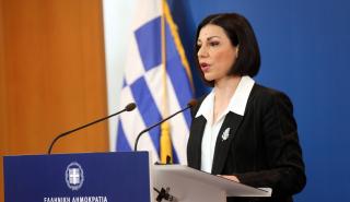 Πελώνη για Μενδώνη: Ένας ατυχής επικοινωνιακός χειρισμός δεν συνιστά λόγο αποπομπής