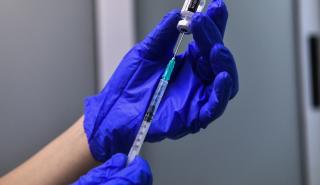 Τρία δισεκατομμύρια δόσεις εμβολίων κατά της Covid-19 έχουν χορηγηθεί παγκοσμίως