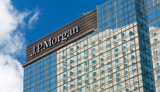 JP Morgan: Χαμηλά ο «πήχης» μιας νέας αναβάθμισης της Ελλάδας από τη Standard & Poor's