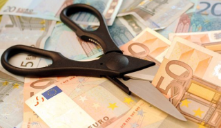 Απόκλιση μεγαλύτερη του 0,25% του ΑΕΠ θα ενεργοποιεί τον «κόφτη»