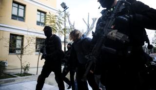 Αποφυλακίζεται ο αποκαλούμενος «Ινδιάνος» που κατηγορείται για την επίθεση στον αστυνομικό στη Νέα Σμύρνη