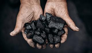 Άνθρακας: Εκτόξευση τιμών για το λιγότερο αγαπητό commodity στον κόσμο