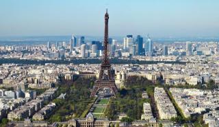 DW: «Μεγάλος Περίπατος» και στο Παρίσι