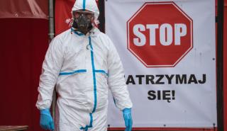 Πολωνία: Πάνω από 100.000 οι νεκροί σε μία χώρα με τα χαμηλότερα ποσοστά εμβολιαστικής κάλυψης στην ΕΕ