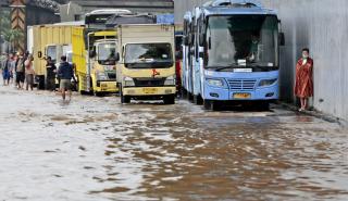 Ινδονησία: Τουλάχιστον 19 είναι οι νεκροί από τις πλημμύρες στην Δυτική Σουμάτρα