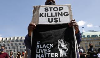 ΗΠΑ: Ο αστυνομικός που καταδικάστηκε για τον φόνο του Τζορτζ Φλόιντ δέχθηκε επίθεση με μαχαίρι στη φυλακή