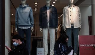 Μειώθηκε ο όγκος των λιανικών πωλήσεων τον Ιούνιο - «Έπεσε» και ο τζίρος