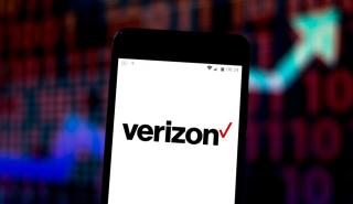 Verizon: Αυξήθηκαν οι συνδρομητές δ' τριμήνου αλλά το ετήσιο outlook ήταν κατώτερο των προσδοκιών