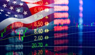 Wall Street: Προσπάθεια ανασύνταξης μετά το τεχνολογικό ξεπούλημα