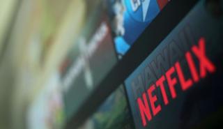 Κέρδη στη Wall Street, «άλμα» για τη μετοχή του Netflix