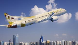 Σε 1.000 προσλήψεις προσωπικού καμπίνας προχωράει η Etihad Airways