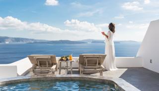 Booking.com: Ελληνικό ξενοδοχείο μεταξύ των πιο πολυτελών στον κόσμο
