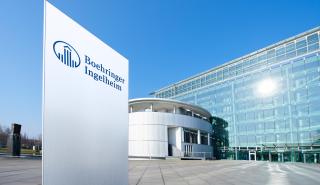 Η Boehringer Ingelheim Ελλάς στηρίζει άμεσα το Πυροσβεστικό Σώμα με δωρεά 100.000 ευρώ
