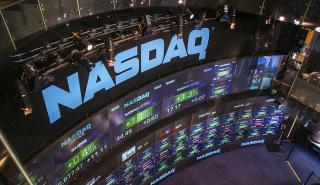 Wall Street: Ευρείες απώλειες ο Nasdaq για 3η συνεδρίαση - Στο «κόκκινο» και οι Dow και S&P