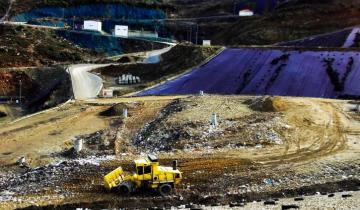 Απόβλητα: Υπογράφτηκαν οι συμβάσεις για τις ΜΕΑ σε Χίο και Κεφαλλονιά
