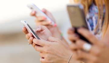 Πλήγμα στην παγκόσμια αγορά smartphone λόγω ελλείψεων σε τσιπ