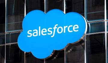 Salesforce: Το 75% των επαγγελματιών του μάρκετινγκ έχει υιοθετήσει το ΑΙ