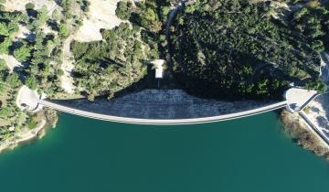 Οι 70 πάροχοι νερού γίνονται δύο: Πώς αλλάζει ο ρόλος της ΕΥΔΑΠ στη μεγαλύτερη αναδιάρθρωση της ύδρευσης