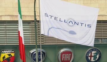 Stellantis: Σταματά τις πωλήσεις plug-in υβριδικών μοντέλων στις ΗΠΑ λόγω χαμηλής ζήτησης