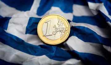 Η Ελλάδα απέναντι στο διπλό σοκ της ΕΚΤ: Ενέργεια και δάνεια πιέζουν ανάπτυξη και πληθωρισμό