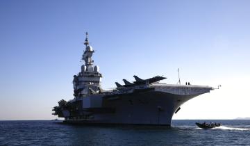 Η Γαλλία αναπτύσσει το αεροπλανοφόρο «Σαρλ ντε Γκωλ» στον Βόρειο Ατλαντικό