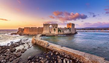 Οκτώ εντυπωσιακά κάστρα στην Πελοπόννησο