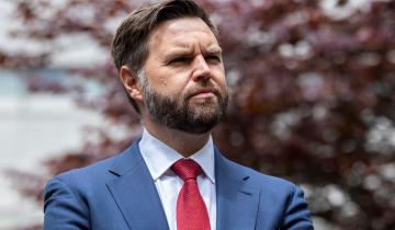 Ουγγαρία: Ο αντιπρόεδρος των ΗΠΑ «πλέκει το εγκώμιο» του Όρμπαν πριν τις εκλογές