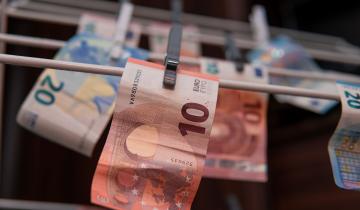 Αυτοί είναι οι μεγαλοοφειλέτες της Εφορίας και του e-ΕΦΚΑ - Δείτε τις λίστες