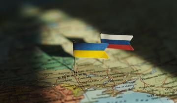 4 χρόνια πόλεμος στην Ουκρανία: Πόσα έβγαλαν μεγάλοι κερδοσκοπικοί παίκτες σε δύο μήνες, ενώ οι φυσικές αγορές αγωνιούσαν για ελλείψεις;